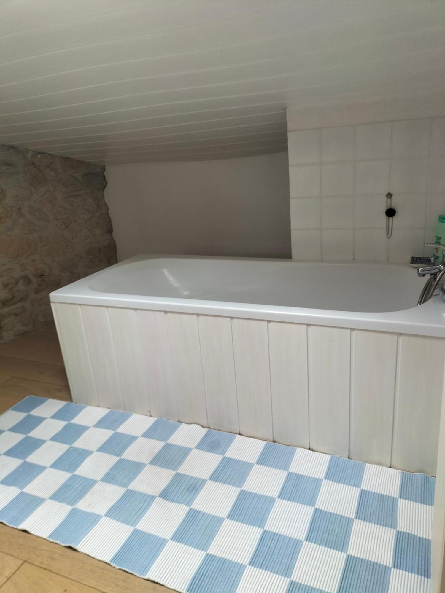 Chambres 2 Personnes Dans Notre Maison Girondine Saint-Martin-de-Lerm Eksteriør billede